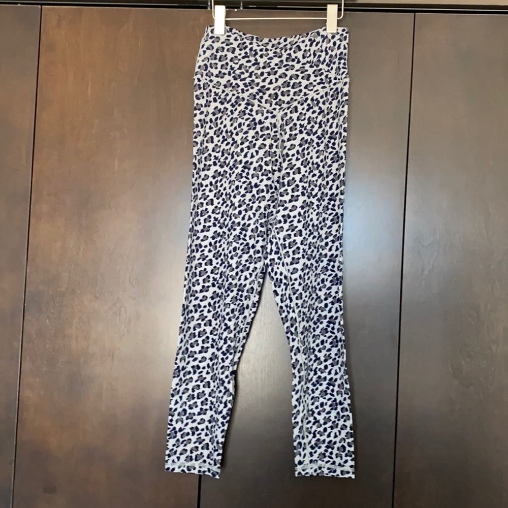 Like New aerie Real Me crossover legging